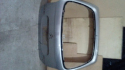 TAMPA TRASEIRA CITROEN PICASSO 2005