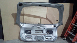 TAMPA TRASEIRA CITROEN PICASSO 2005