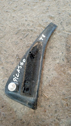 ACABAMENTO DA PORTA TRASEIRA ESQUERDA XSARA PICASSO