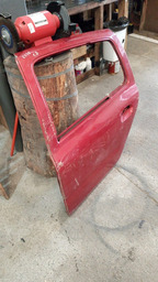 PORTA TRASEIRA ESQUERDA RENAULT CLIO AVARIADA