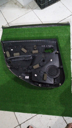 FORRO DE PORTA TRASEIRA DIREITA RENAULT LOGAN 2015 PRETO