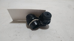 PAR BATENTE PORTA MALA CLIO 2002