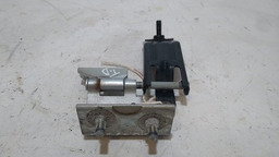 Dobradiça Traseira Direita Porta Mala Peugeot 207 2009