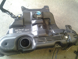 Tanque De Gasolina Combustivel Renault Megane Sedan 06 A 12