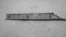 ACABAMENTO COLUNA DIANTEIRA ESQUERDA KWID 2019