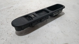 Moldura Com Comando Vidro Dianteiro Direito Peugeot 307 2010