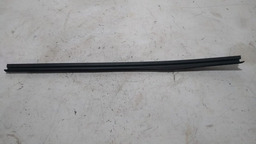 PESTANA INTERNA TRASEIRA DIREITA RENAULT KWID 2019