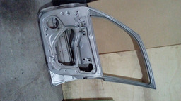 PORTA DIANTEIRA DIREITA CITROEN PICASSO 2005