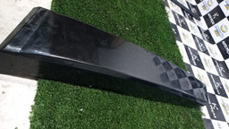 ACABAMENTO EXTERNO DA COLUNA DO MEIO LADO DIR C4 PALLAS 2010