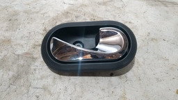 MAÇANETA INTERNA LADO DIREITO RENAULT DUSTER 2016