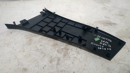 MOLDURA COLUNA LADO DIREITO RENAULT FLUENCE 2014