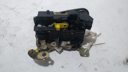 TRAVA PORTA TRASEIRA DIREITA CLIO 1999