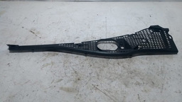 GRADE CHURRASQUEIRA LADO DIREITO RENAULT SANDERO 2014