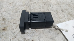 BOTÃO PISCA ALERTA RENAULT SANDERO 2012