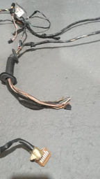 CHICOTE ILUMINAÇÃO TRASEIRA SANDERO 2014 COM AVARIA