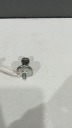 BATENTE DE PORTA SANDERO 2014