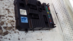 BSI MÓDULO CENTRAL C4 VTR 2.0 16V 2007 - 96 635 764 80