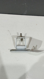 DOBRADIÇA TAMPA PORTA-MALAS LADO ESQUERDO SANDERO