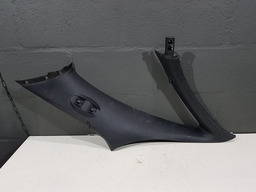 ACABAMENTO COLUNA TRASEIRA DIREITA XSARA PICASSO 2008