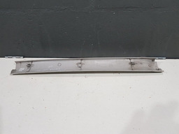 ACABAMENTO PORTA CENTRAL E. CITROEN C8 2004