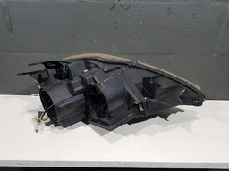 FAROL ESQUERDO CITROEN C8 AVARIADO