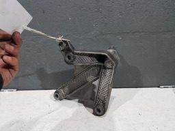 SUPORTE SUPERIOR CAIXA CÂMBIO RENAULT SANDERO