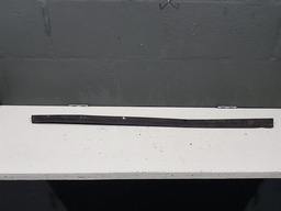 BORRACHA ACABAMENTO TRILHO PORTA T.E. CITROEN C8 2004