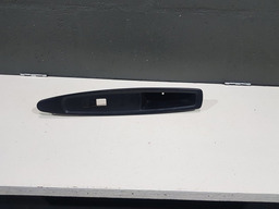 ACABAMENTO BOTAO VIDRO D.D. CITROEN C4 HATCH