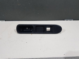 MOLDURA ACABAMENTO BOTÃO VIDRO DIANTEIRO DIREITO PEUGEOT 307