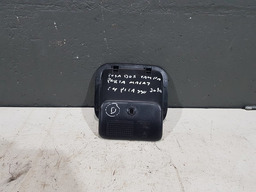 PUXADOR PORTA MALAS DIREITO CITROEN C4 PICASSO 2010