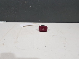 Botao Pisca Alerta Painel Citroen C4 Picasso 2010