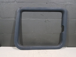 Acabamento Moldura Vidro Porta Traseira Direita Kangoo