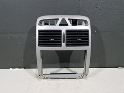 Acabamento Moldura Painel Com Difusor Ar Peugeot 307 2007