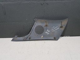 ACABAMENTO TRASEIRO LADO ESQUERDO AUTO FALANTE 406 SW 2001