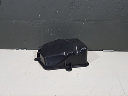 TAMPA CAIXA FUSIVEL RENAULT DUSTER 2016