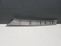 ACABAMENTO PARA BRISA DIANTEIRO DIREITO SANDERO 2010