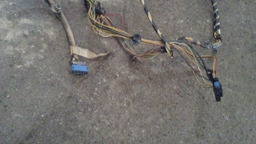 CHICOTE INTERNO LANTERNAS TRASEIRAS PEUGEOT 206 1.6 2004