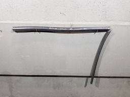 BORRACHA CANALETA VIDRO PORTA TRASEIRA DIREITA SANDERO