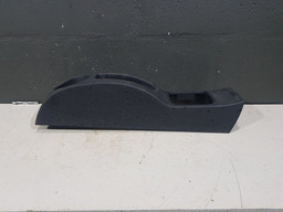 CONSOLE CENTRAL PARTE TRAS RENAULT SANDERO 2010