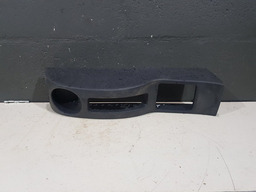 CONSOLE CENTRAL PARTE TRAS RENAULT SANDERO 2010