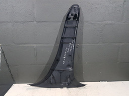 ACABAMENTO COLUNA CENTRAL ESQUERDA RENAULT SANDERO 2010