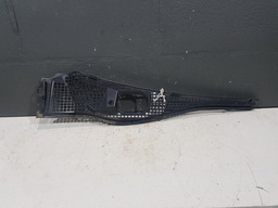 CHURRASQUEIRA LADO DIREITO RENAULT SANDERO 2010