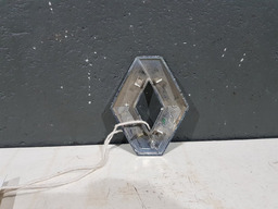 SIMBOLO EMBLEMA LOGO CAPO DIANTEIRO RENAULT SANDERO 2010