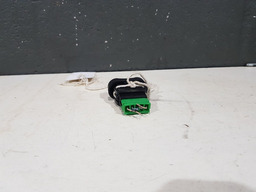 BOTÃO TRAVA ELÉTRICA PORTAS RENAULT SANDERO 2010