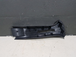 ACABAMENTO SUPERIOR COLUNA CENTRAL ESQUERDA RENAULT DUSTER