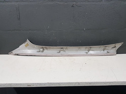 ACABAMENTO COLUNA DIANTEIRA DIREITA PEUGEOT 307