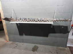 SPOILER ESTRIBO DIREITO RENAULT DUSTER 2016 COM DESTALHES