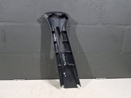 ACABAMENTO SUPERIOR COLUNA CENTRAL DIREITA RENAULT DUSTER