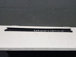 PESTANA EXTERNA PORTA TRASEIRA ESQUERDA RENAULT DUSTER 2016