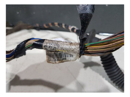 CHICOTE PORTA DIANTEIRA ESQUERDA RENAULT SANDERO 2016